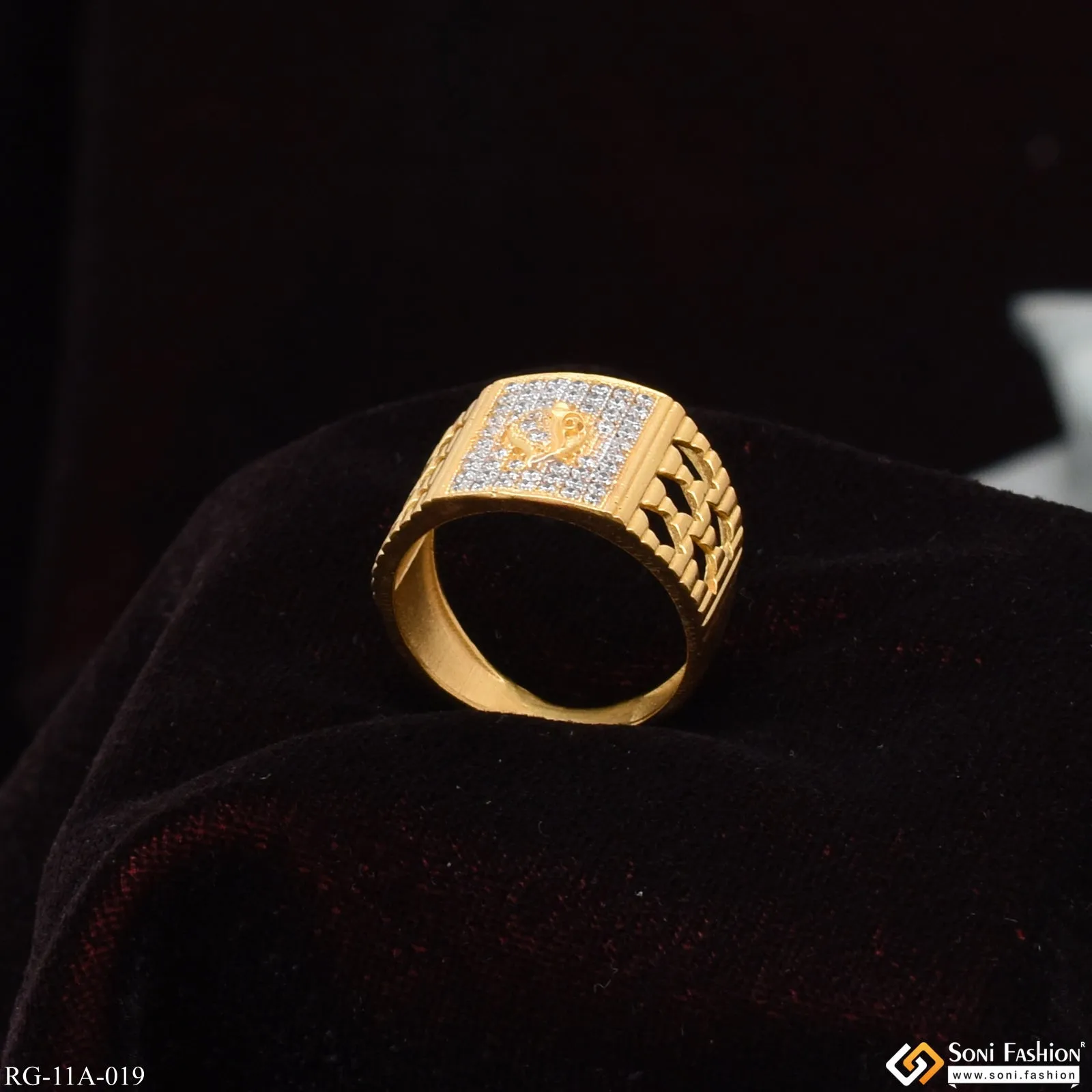 1 Gram Gold Forming Conch with Diamond Antique Design Gold Plated Ring - Style A019