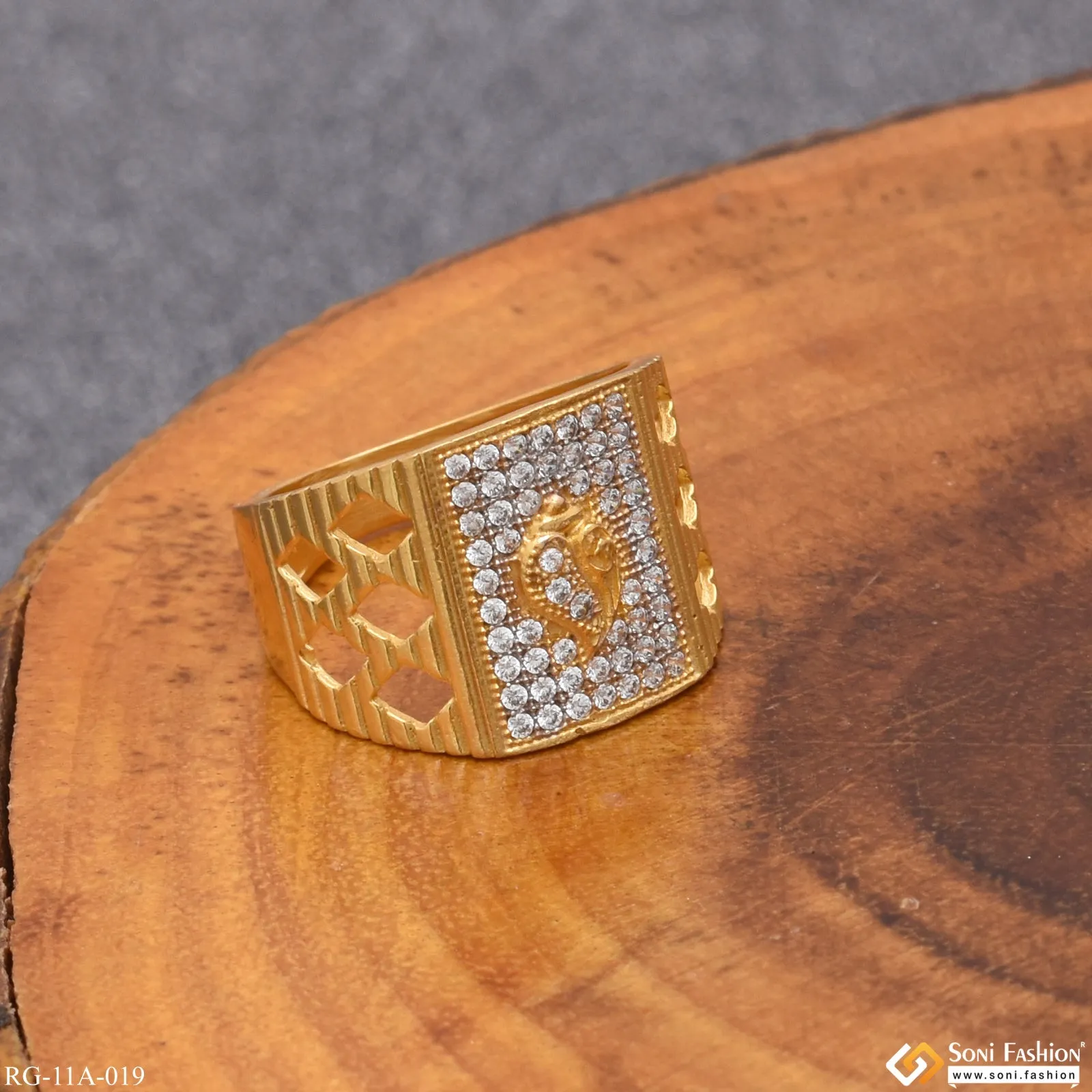 1 Gram Gold Forming Conch with Diamond Antique Design Gold Plated Ring - Style A019