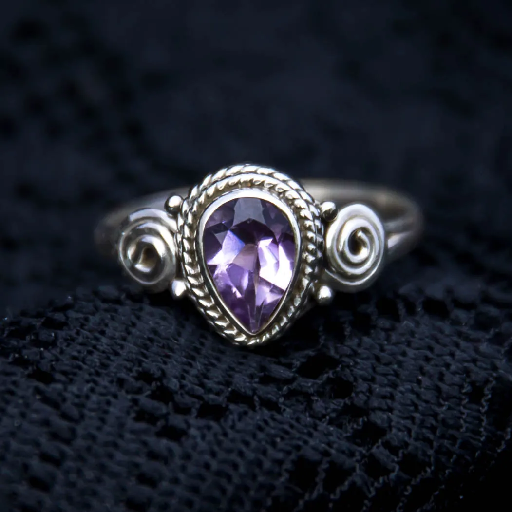 Anand Ring - Silver - Amethyst